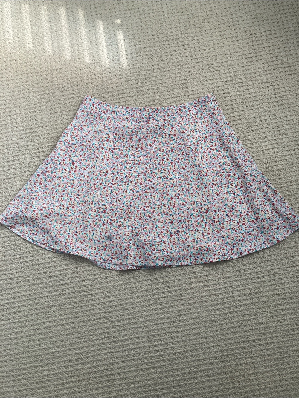 Dress Forum White Skater Skirt with Pink & Blue Floral Ditsy Print